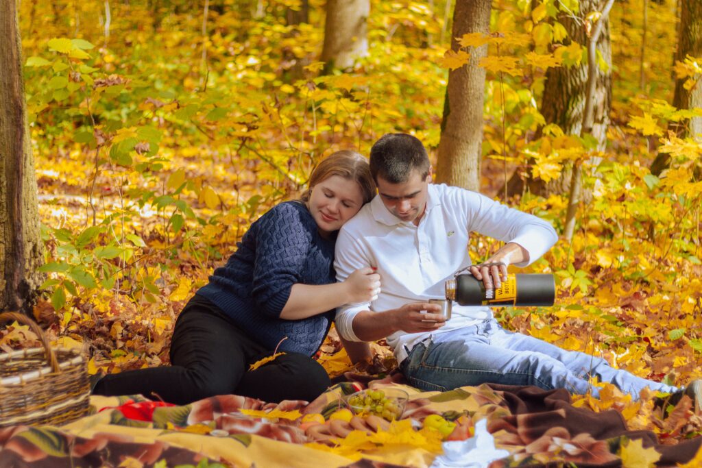 coupes autumn picnic ideas
